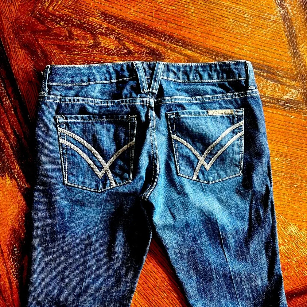 William Rast-Sadie-Regular Rise-Boot Cut-Size 28 - Picture 3 of 4